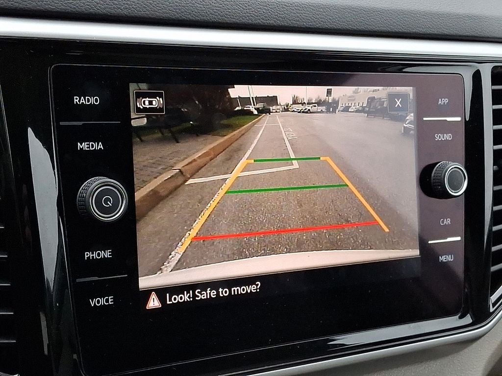 2022 Volkswagen Atlas 3.6L V6 SE w/Technology