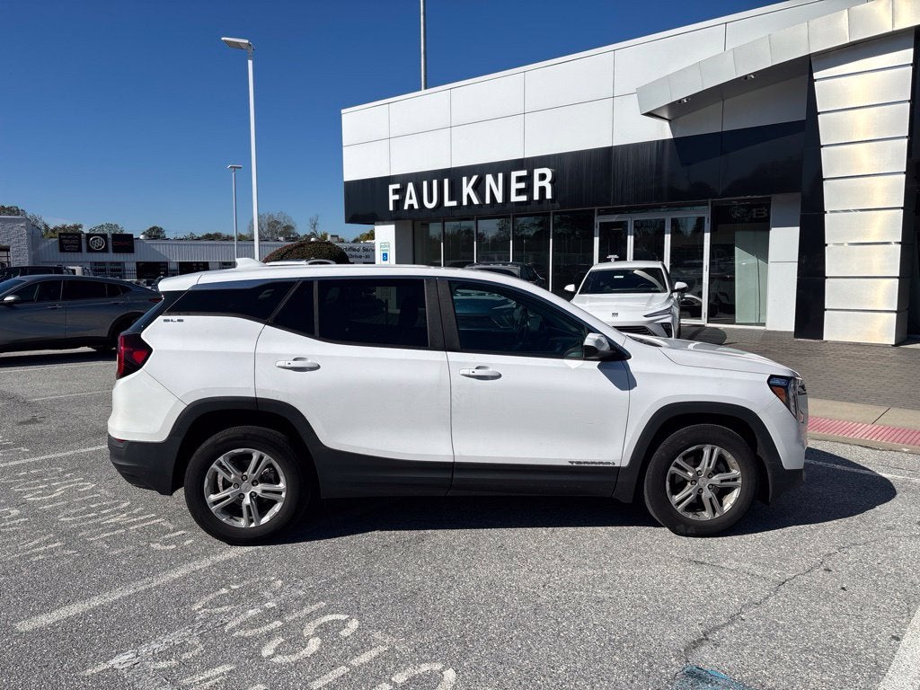 2023 GMC Terrain SLE