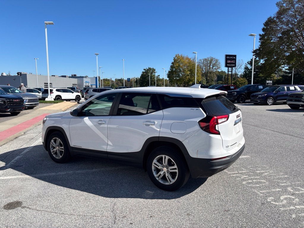 2023 GMC Terrain SLE