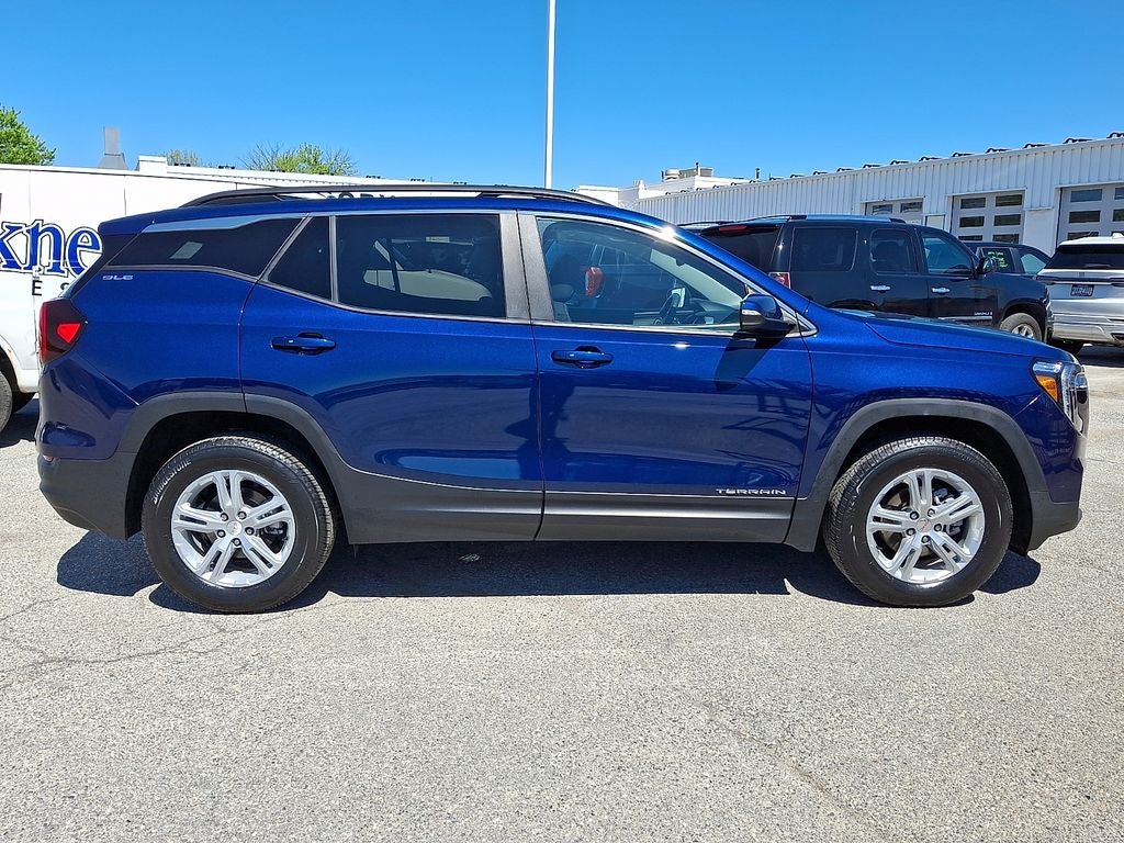 2023 GMC Terrain SLE