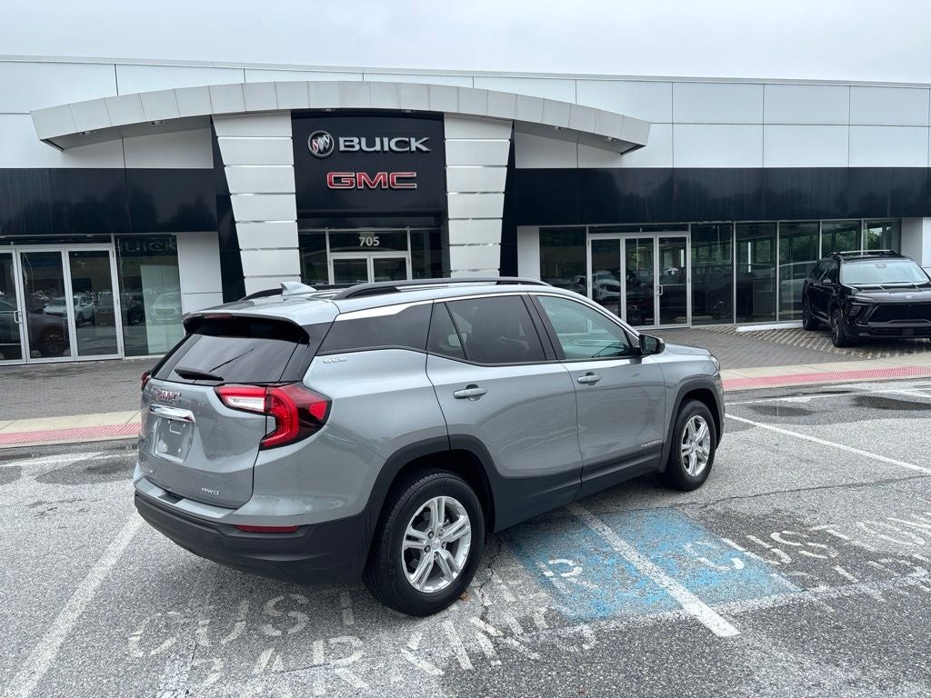 2023 GMC Terrain SLE