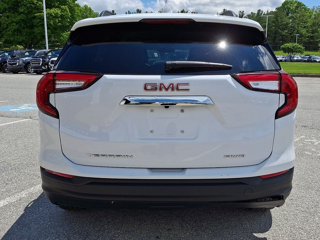 2023 GMC Terrain SLE