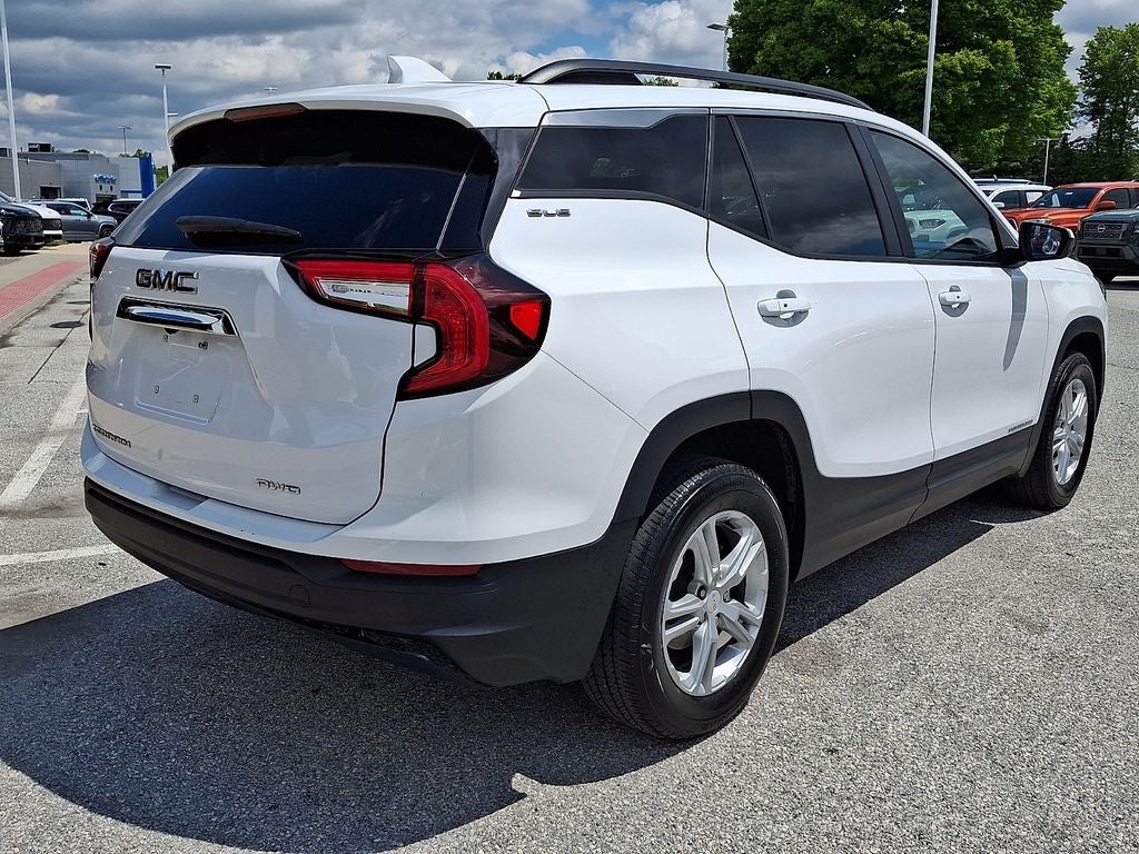 2023 GMC Terrain SLE