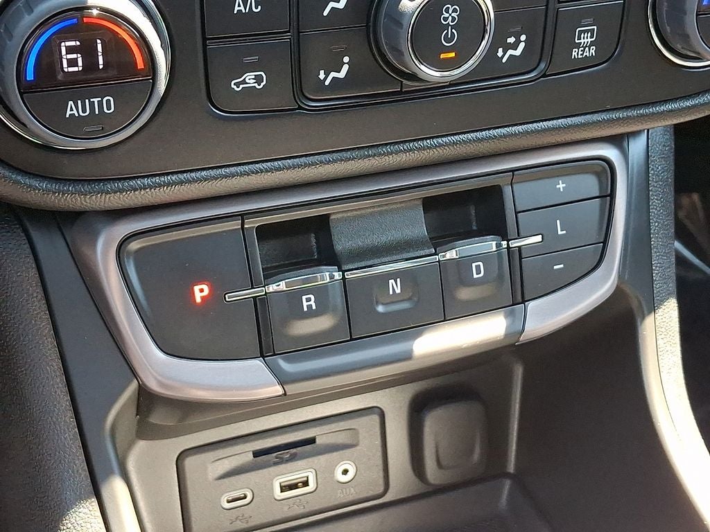 2023 GMC Terrain AT4