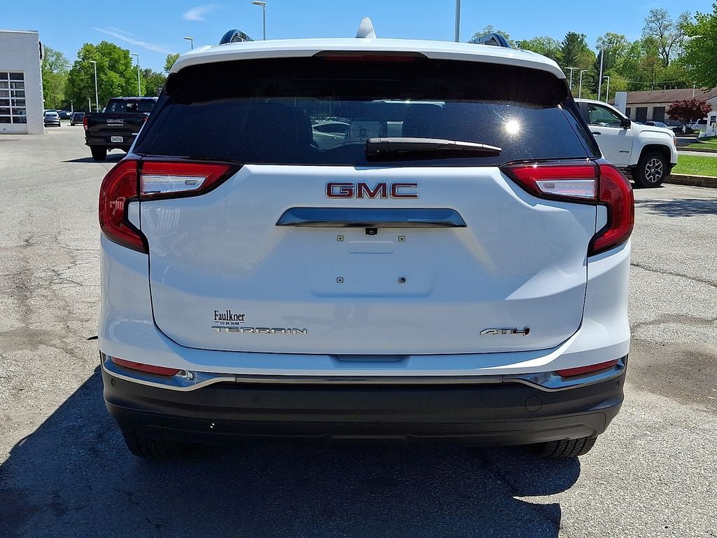 2023 GMC Terrain AT4