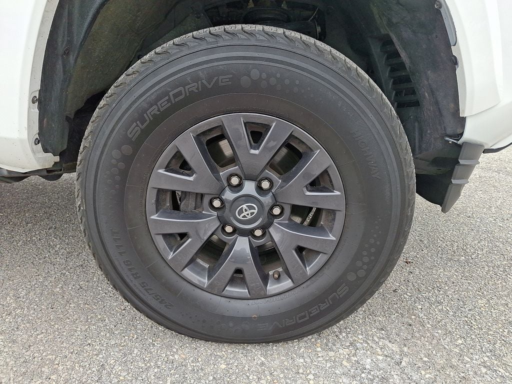 2023 Toyota Tacoma SR5 V6