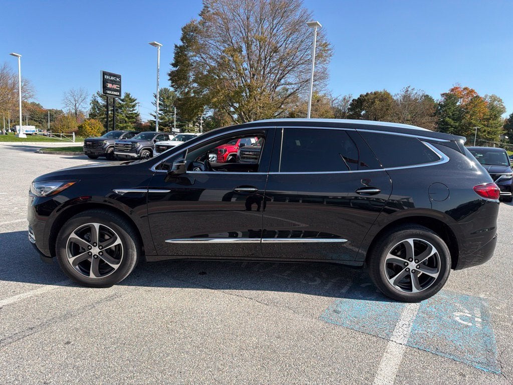 2021 Buick Enclave Essence