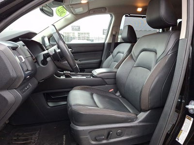 2022 Nissan Pathfinder SL