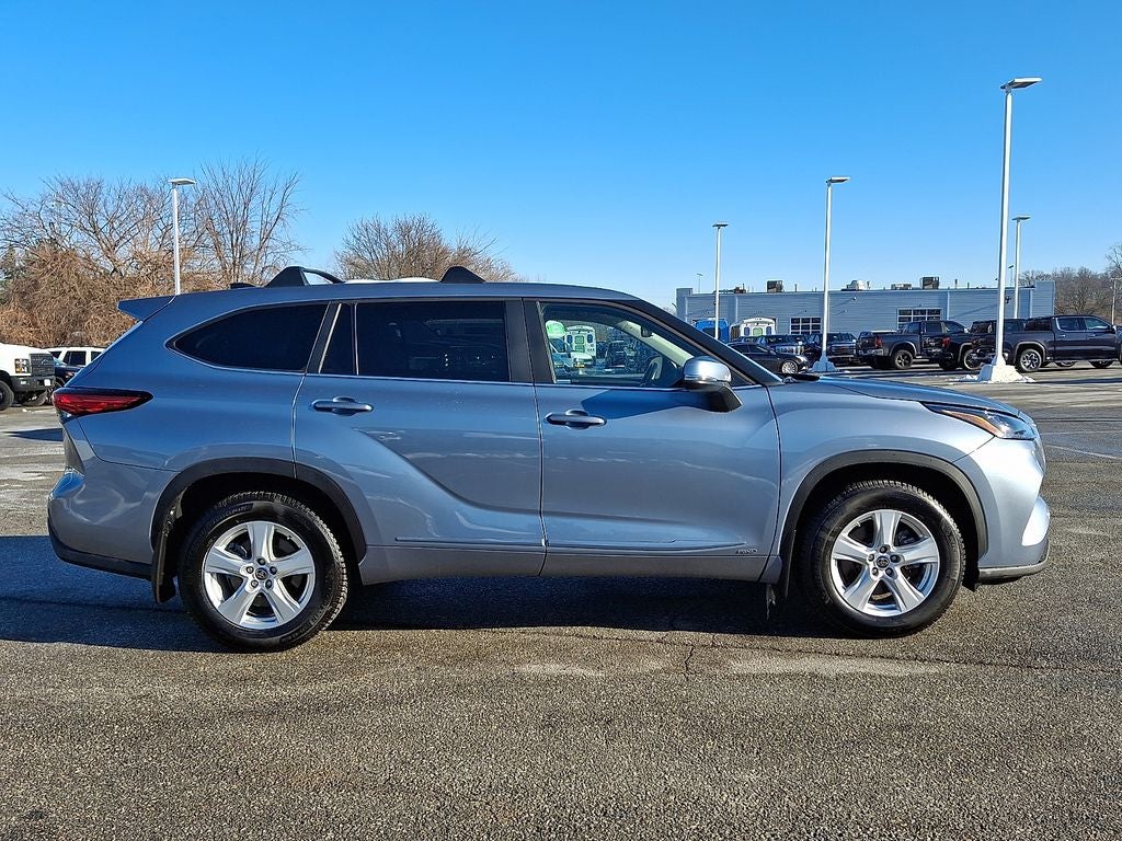 2023 Toyota Highlander Hybrid LE