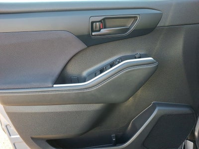 2023 Toyota Highlander Hybrid LE