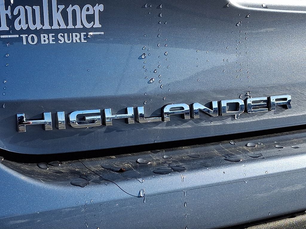 2023 Toyota Highlander Hybrid LE