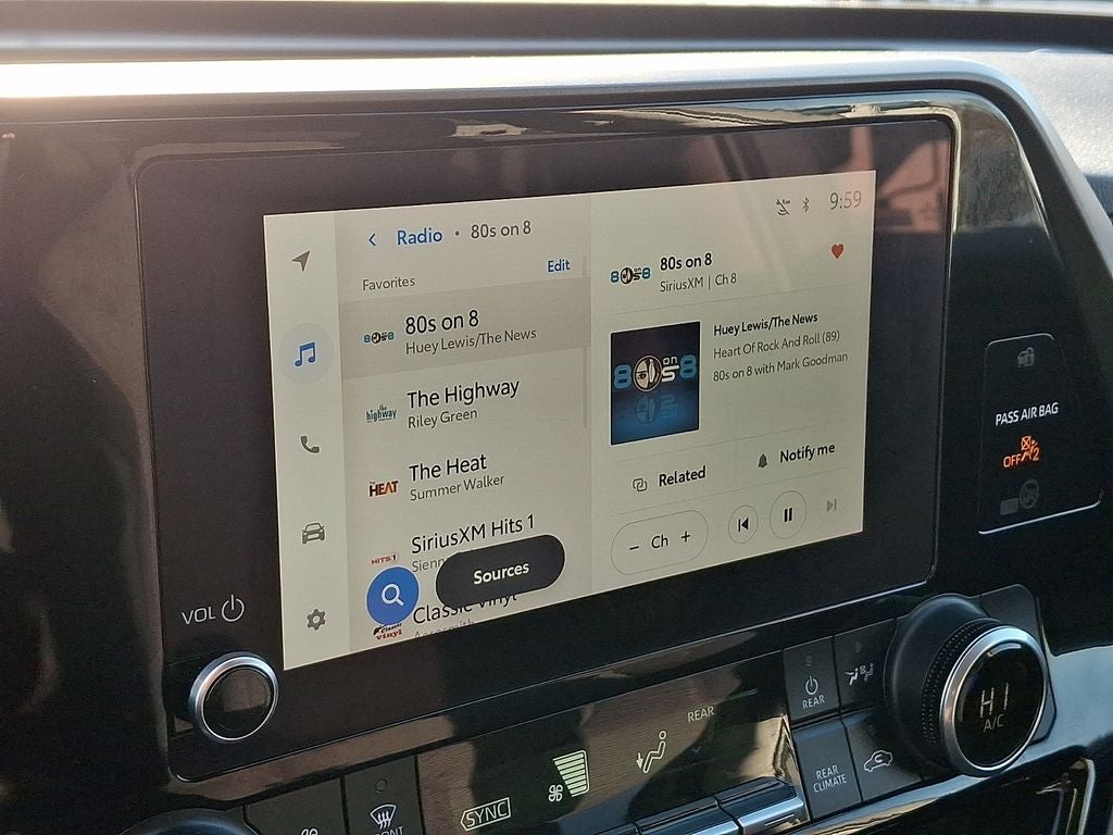 2023 Toyota Highlander Hybrid LE