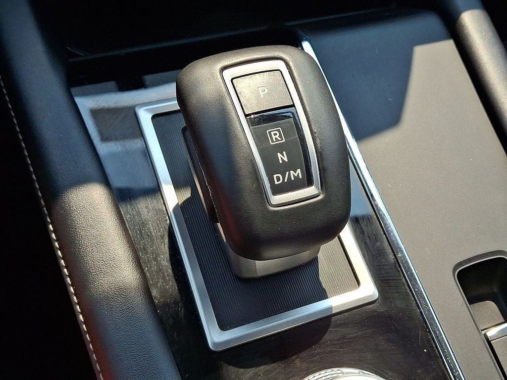 2022 Mitsubishi Outlander Base