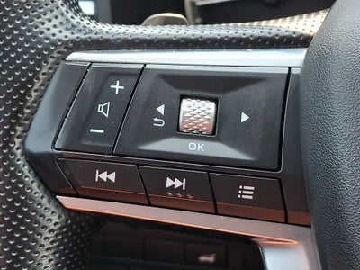 2022 Mitsubishi Outlander Base