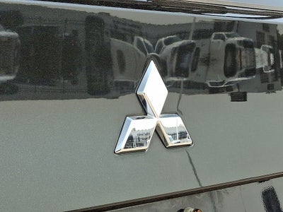2022 Mitsubishi Outlander Base