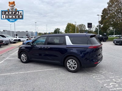 2024 Kia Carnival LX