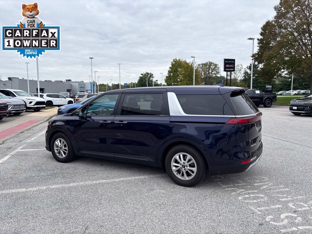 2024 Kia Carnival LX