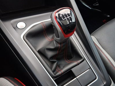 2022 Volkswagen Golf GTI 2.0T SE