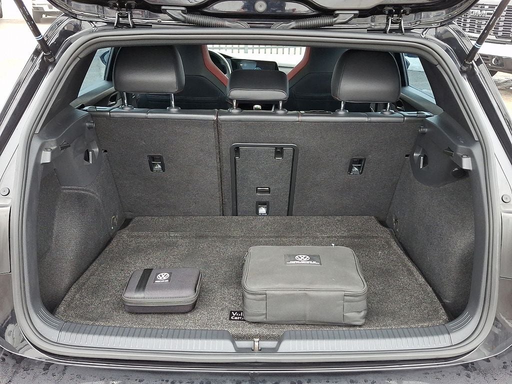 2022 Volkswagen Golf GTI 2.0T SE