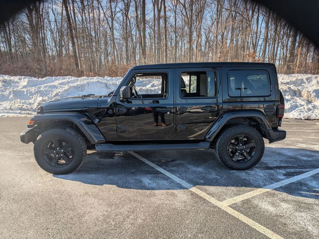 2022 Jeep Wrangler Unlimited Sahara Altitude