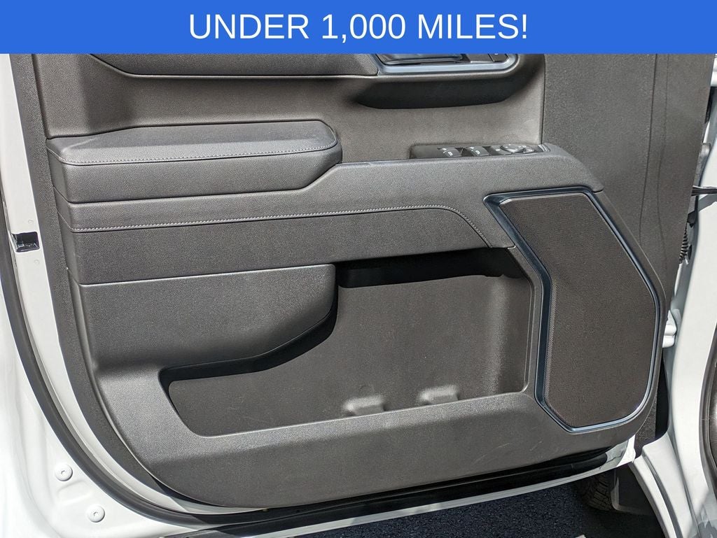 2025 GMC Sierra 1500 SLE