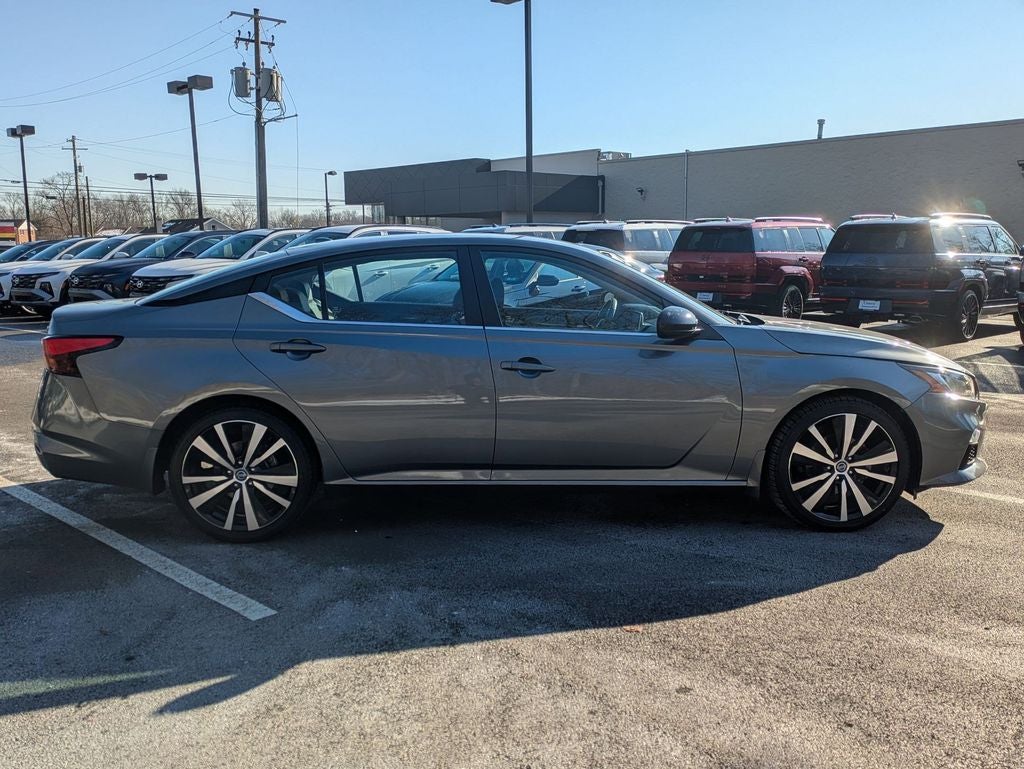 2022 Nissan Altima 2.5 SR