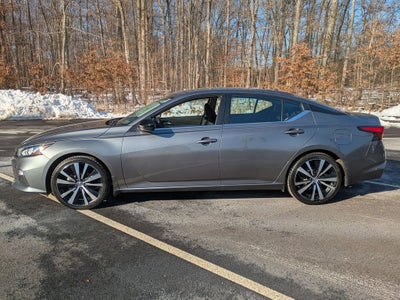 2022 Nissan Altima 2.5 SR