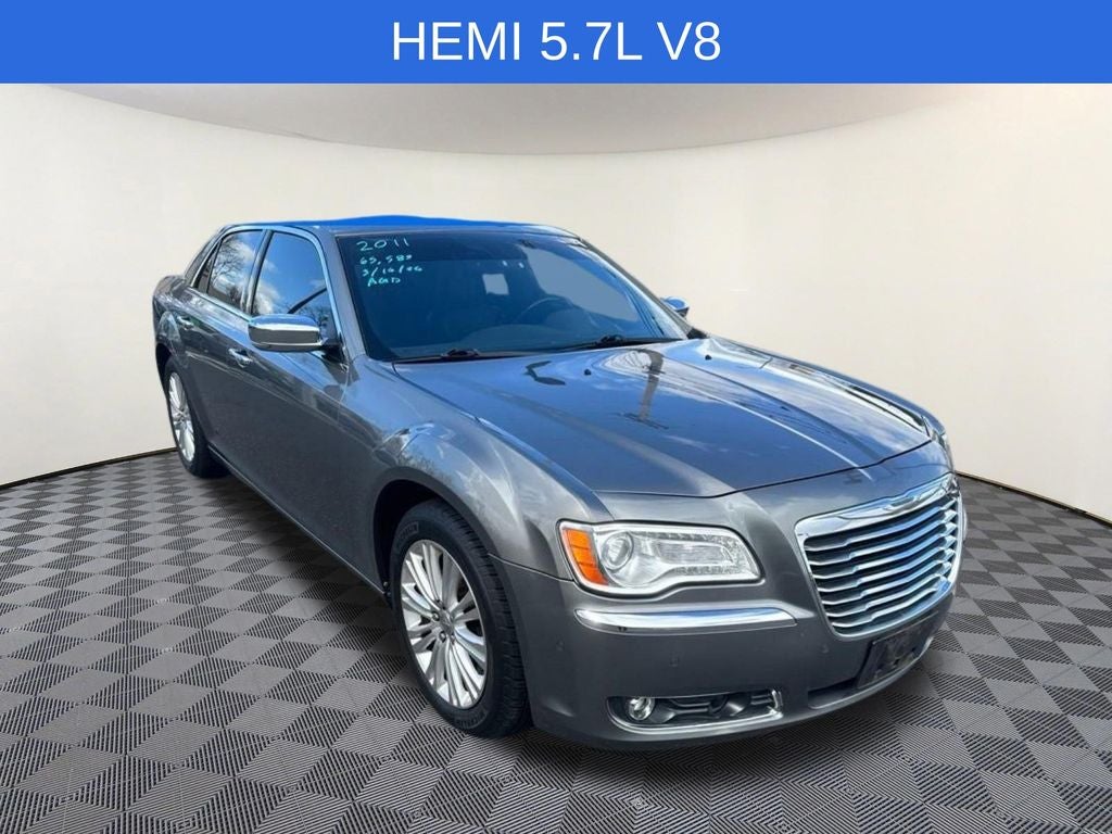 2011 Chrysler 300C Base