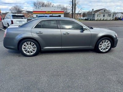 2011 Chrysler 300C Base
