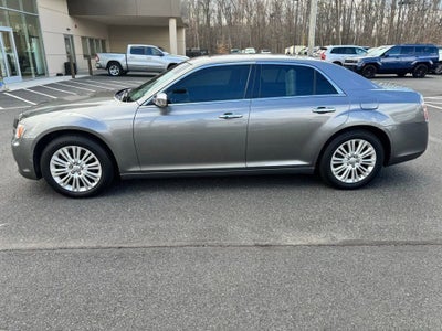 2011 Chrysler 300C Base