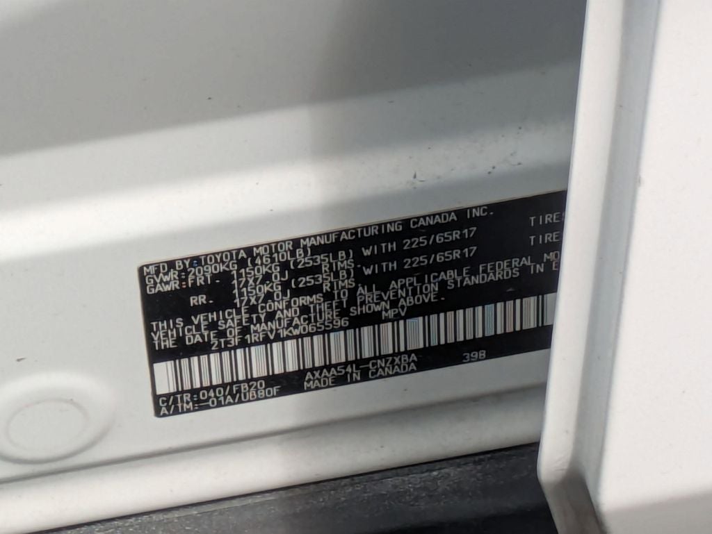 2019 Toyota RAV4 LE