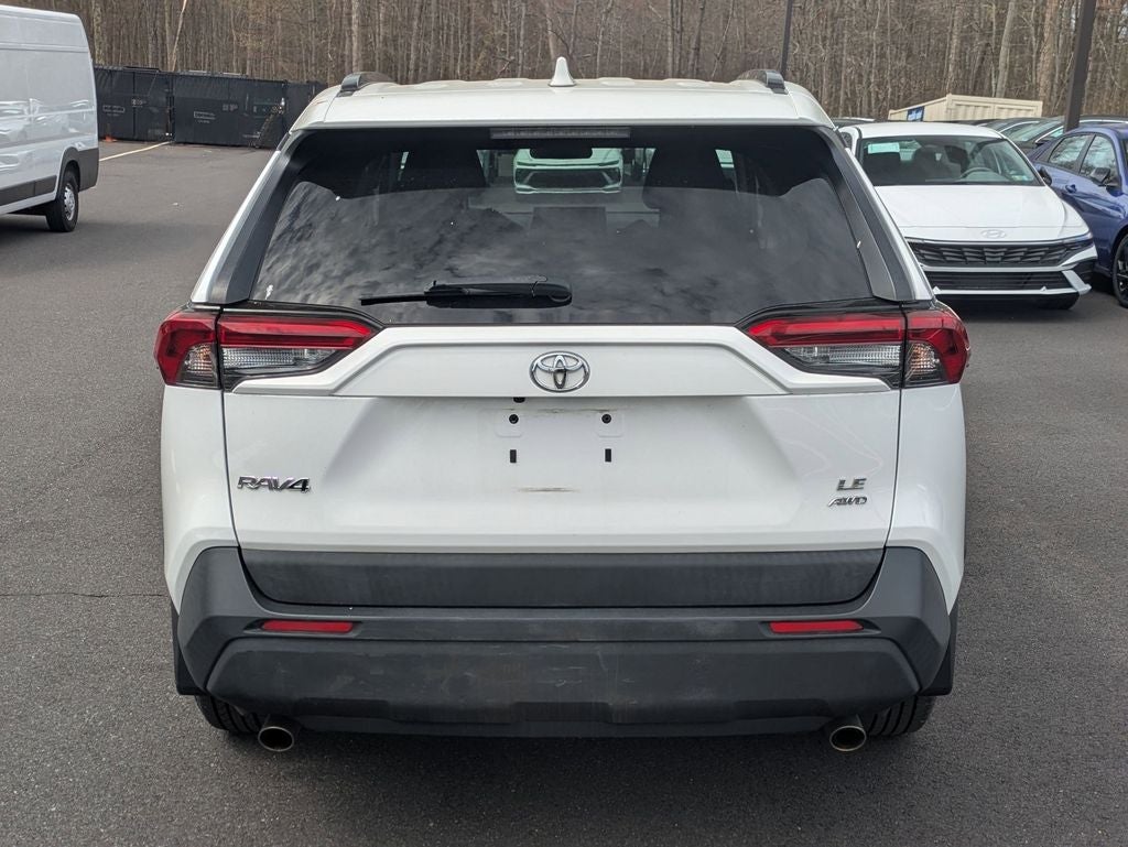 2019 Toyota RAV4 LE