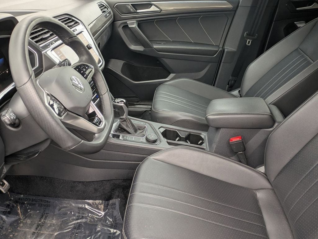 2022 Volkswagen Tiguan 2.0T SE R-Line Black