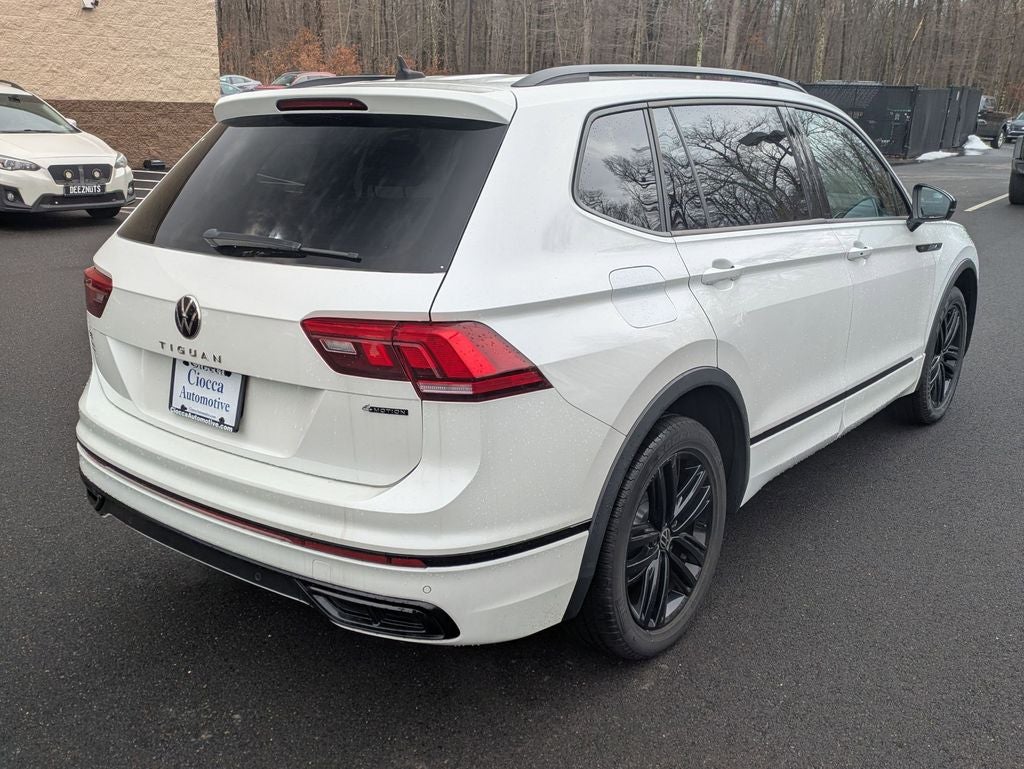 2022 Volkswagen Tiguan 2.0T SE R-Line Black