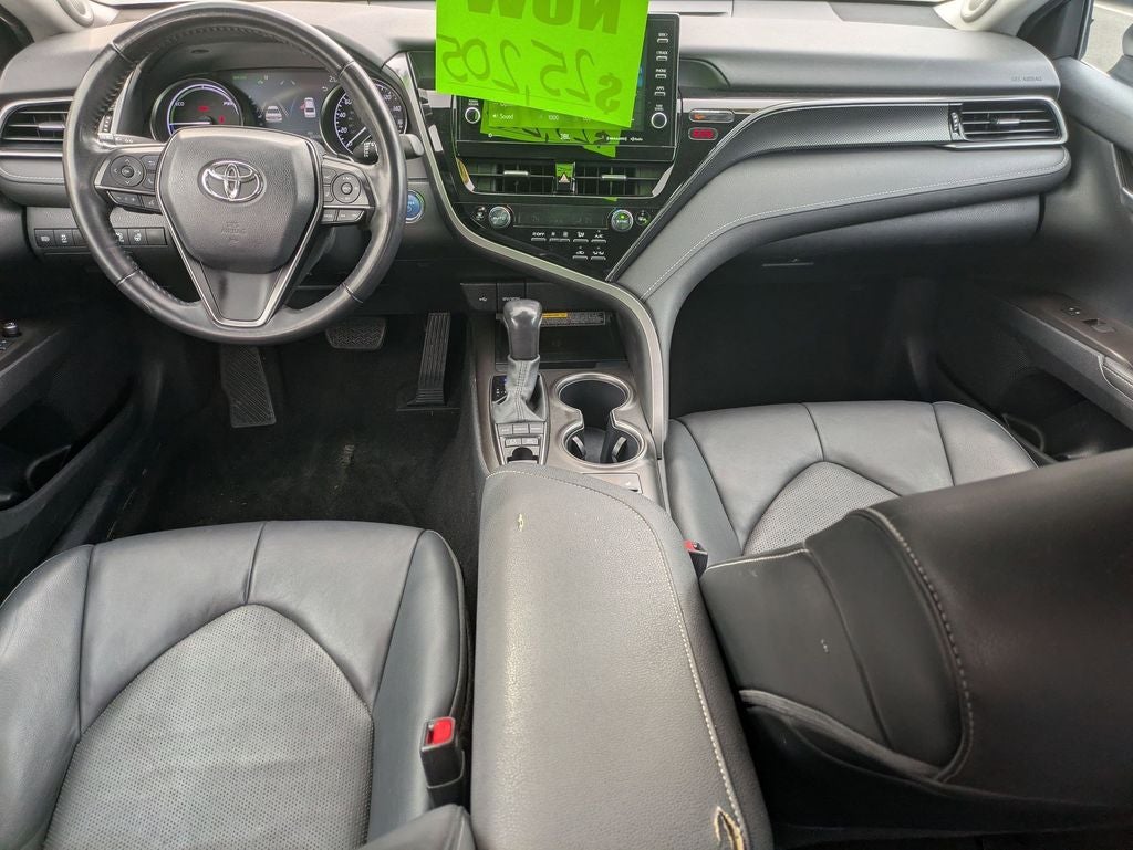 2021 Toyota Camry Hybrid XSE