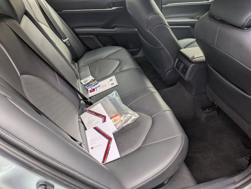 2021 Toyota Camry Hybrid XSE