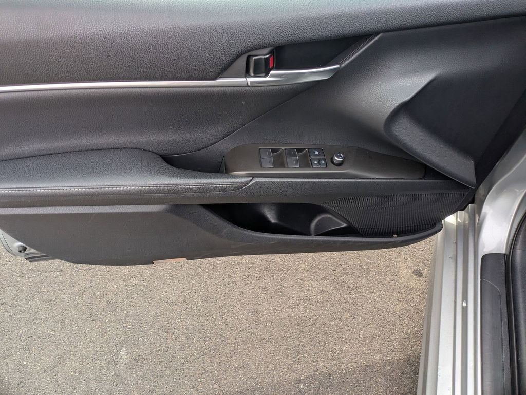 2021 Toyota Camry Hybrid XSE