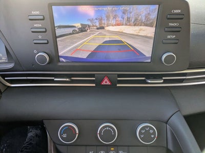 2023 Hyundai Elantra SE