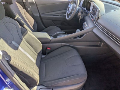 2023 Hyundai Elantra SE