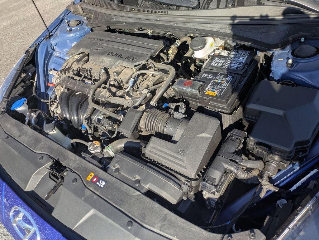 2023 Hyundai Elantra SE