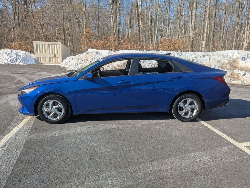 2023 Hyundai Elantra SE