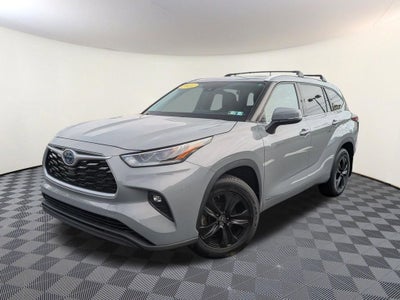 2022 Toyota Highlander Hybrid Bronze Edition