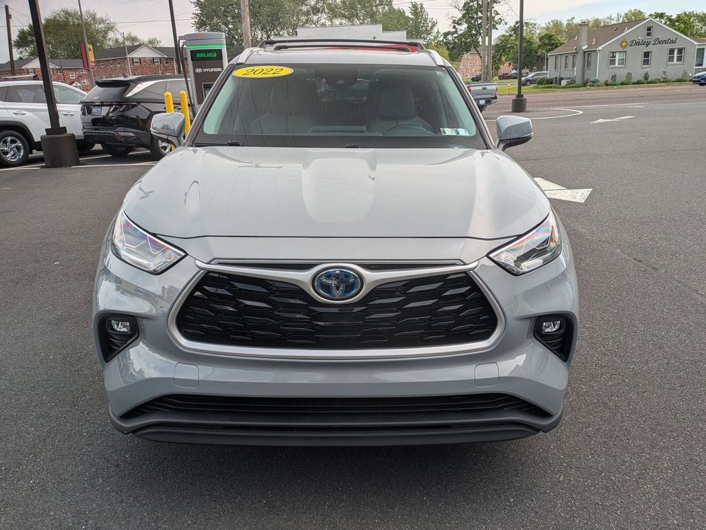2022 Toyota Highlander Hybrid Bronze Edition