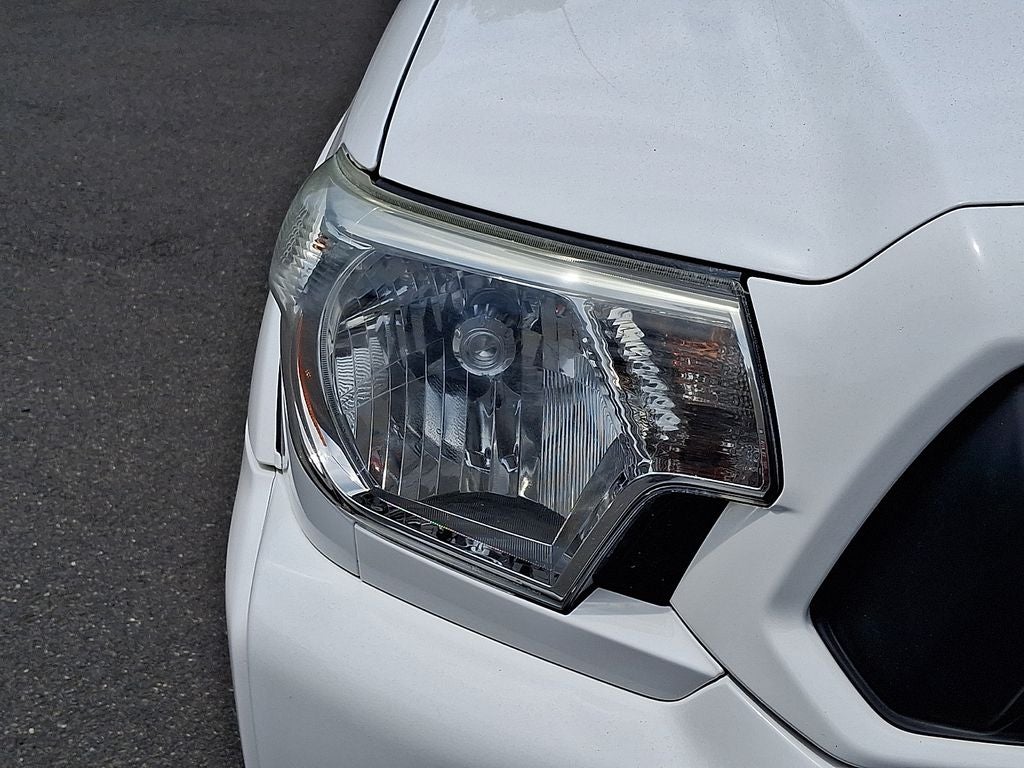 2015 Toyota Tacoma Base V6