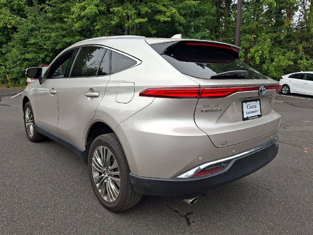 2023 Toyota Venza XLE