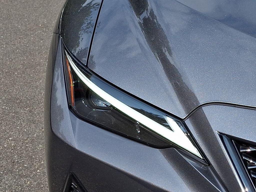 2025 Lexus IS 350 F SPORT Design