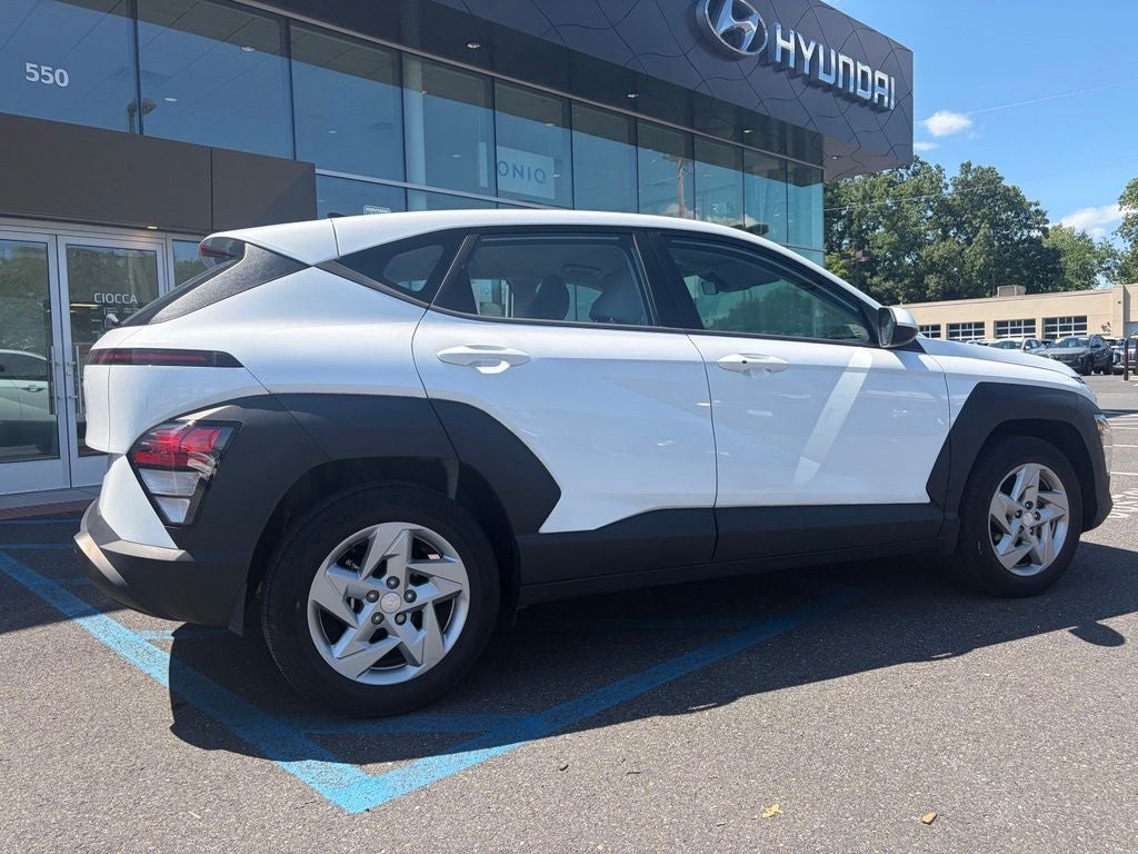 2024 Hyundai Kona SE