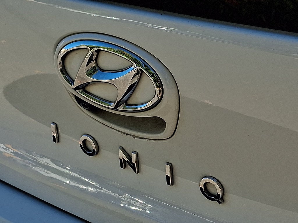2021 Hyundai Ioniq Hybrid Blue