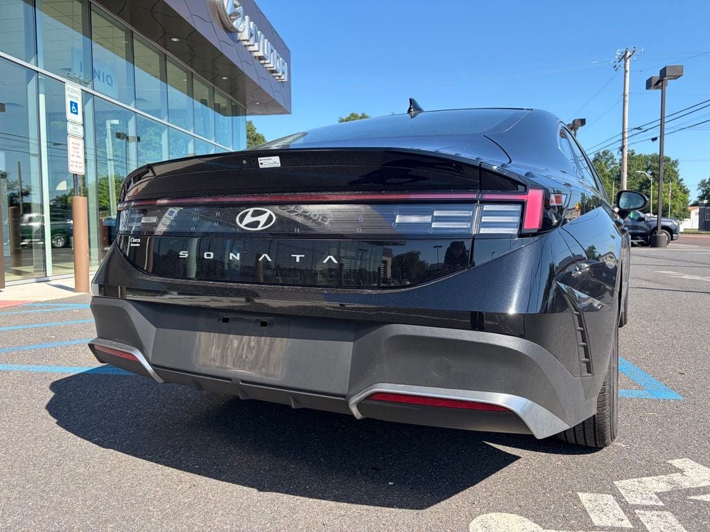 2025 Hyundai Sonata SE