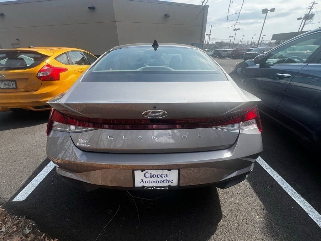 2023 Hyundai Elantra SEL